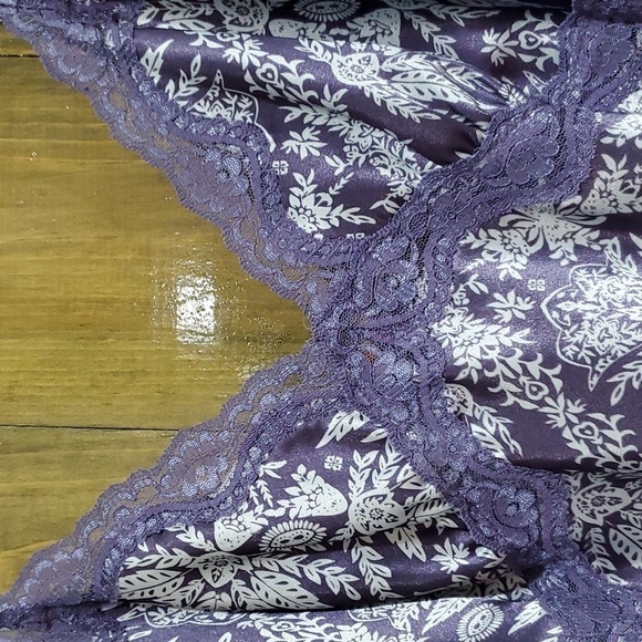PURPLE FLORAL LACE TRIM  INTIMATES SLIP ON LINGERIE LOUNGEWEAR FEMININE - Picture 3 of 8